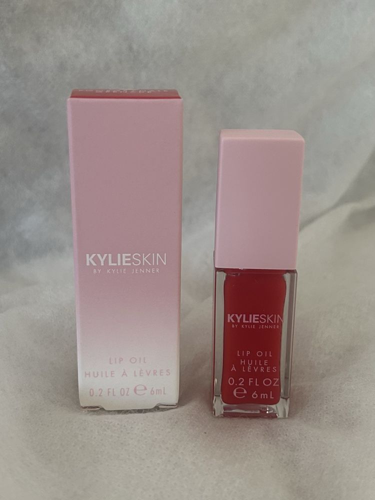 Kylie Skin by Kylie Jenner Lip Oil olejek błyszczyk do ust