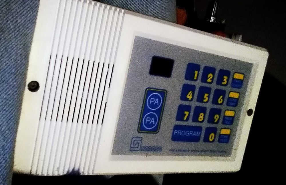 Central de alarme completa ,sistema com  saidas para vários sistemas