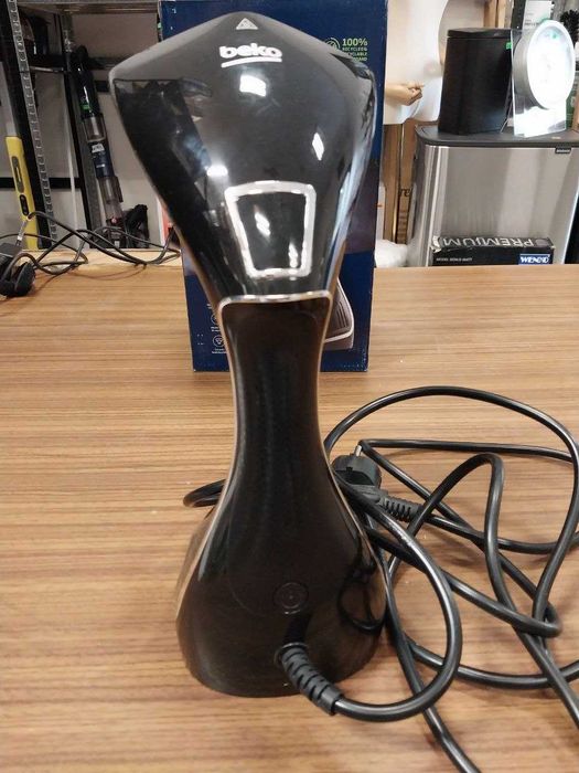 Parownica do ubrań Beko STM4116B