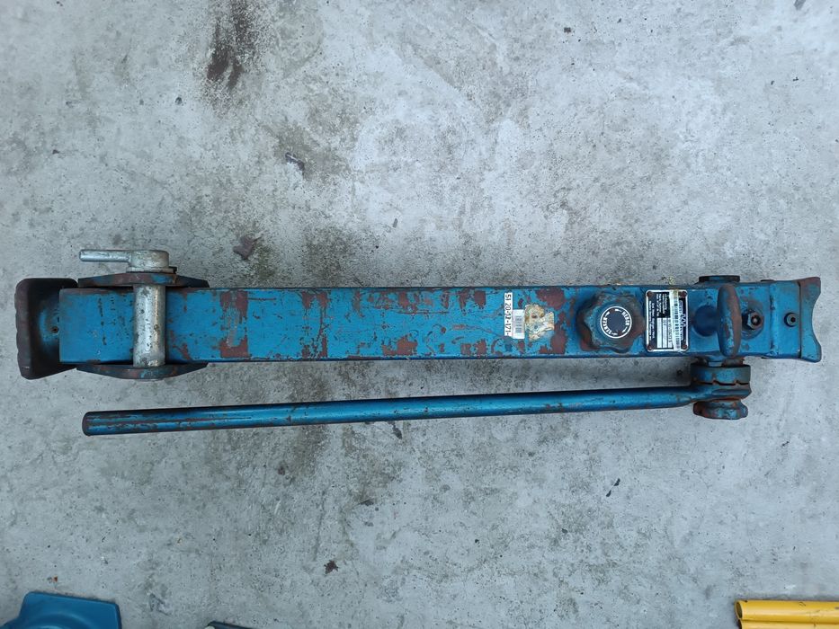 Домкрати  DAF MAN VOLVO SCANIA Mersedes Renault