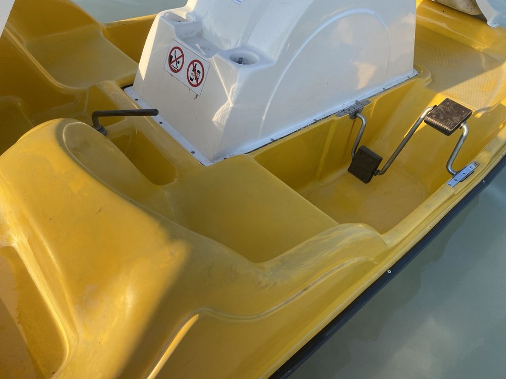 Rower wodny ze zjeżdżalnią 4 osobowy