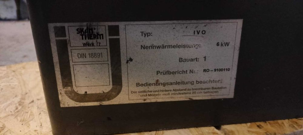 Kominek wolnostojący 6 kW