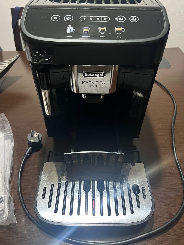DeLonghi Magnifica EVO