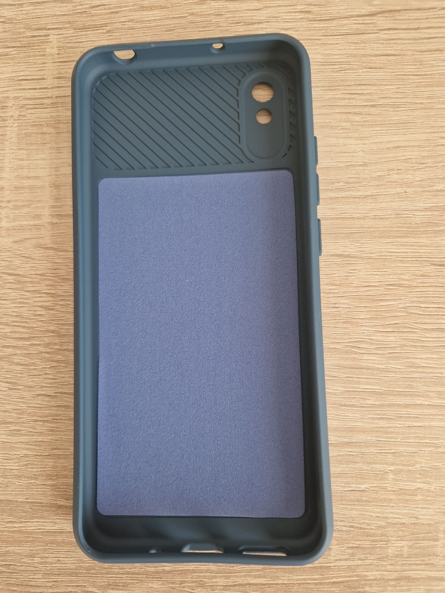 Etui Camshield Soft do Xiaomi Redmi 9A różne kolory