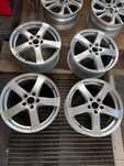 Felgi aluminiowe Dezent ET 48 7,5jx17” 5x108 Ford Volvo Peugeot