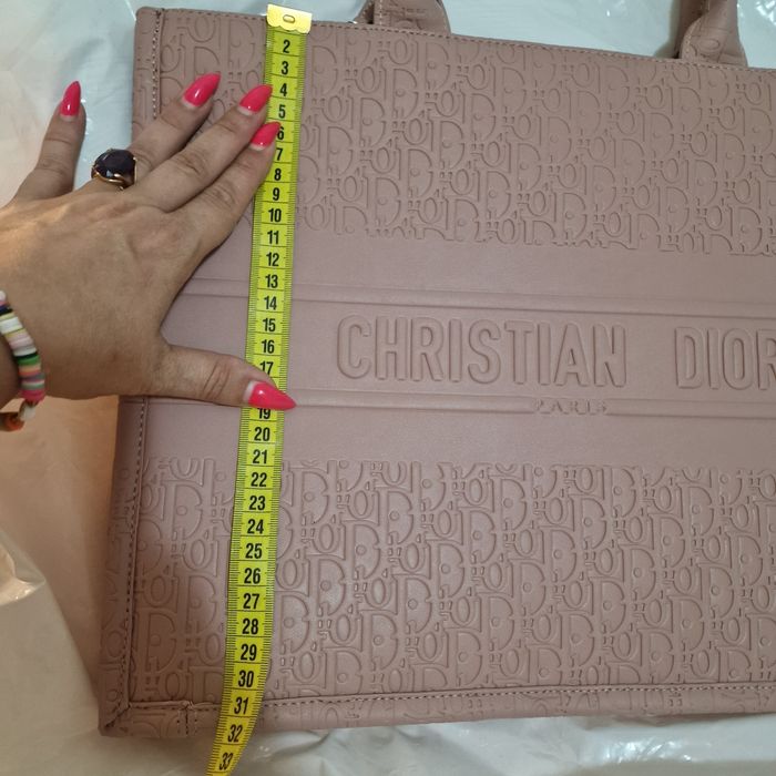 Mala C D rosa velho em pele