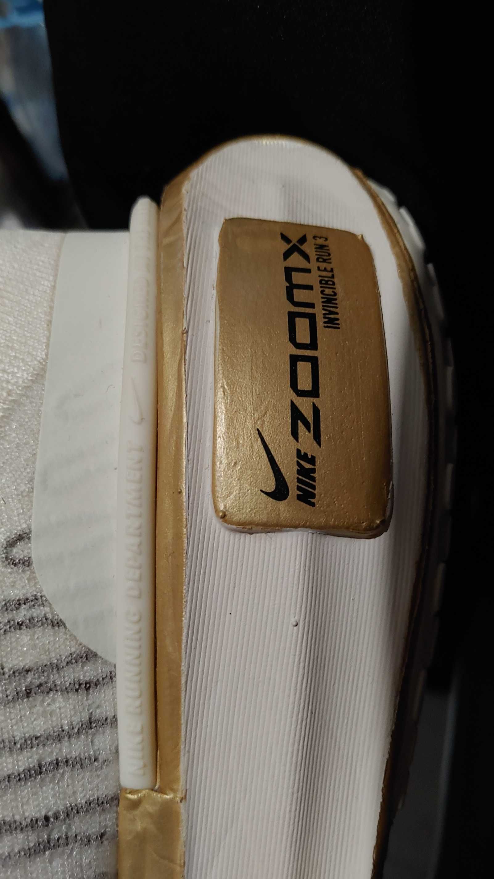 Кросовки есклюзивні Nike invincible Run3