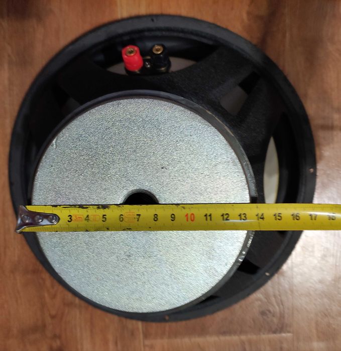 Акустика динамик сабвуфер Infinity  Reference Series 12 RMS 300 Вт.