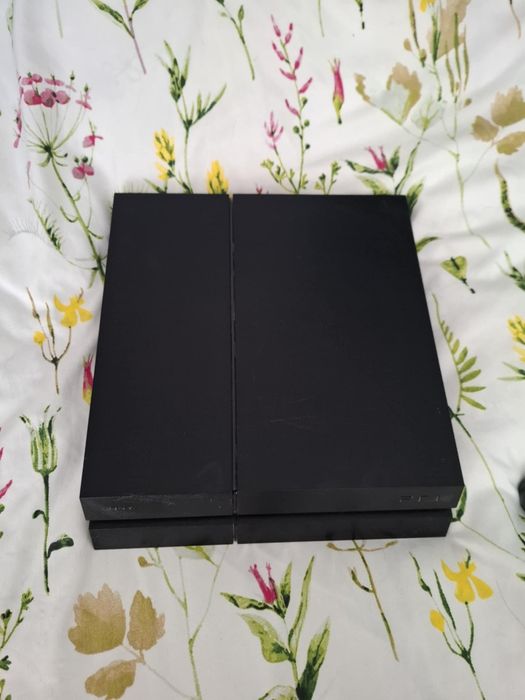 Konsola playstation 4 1TB