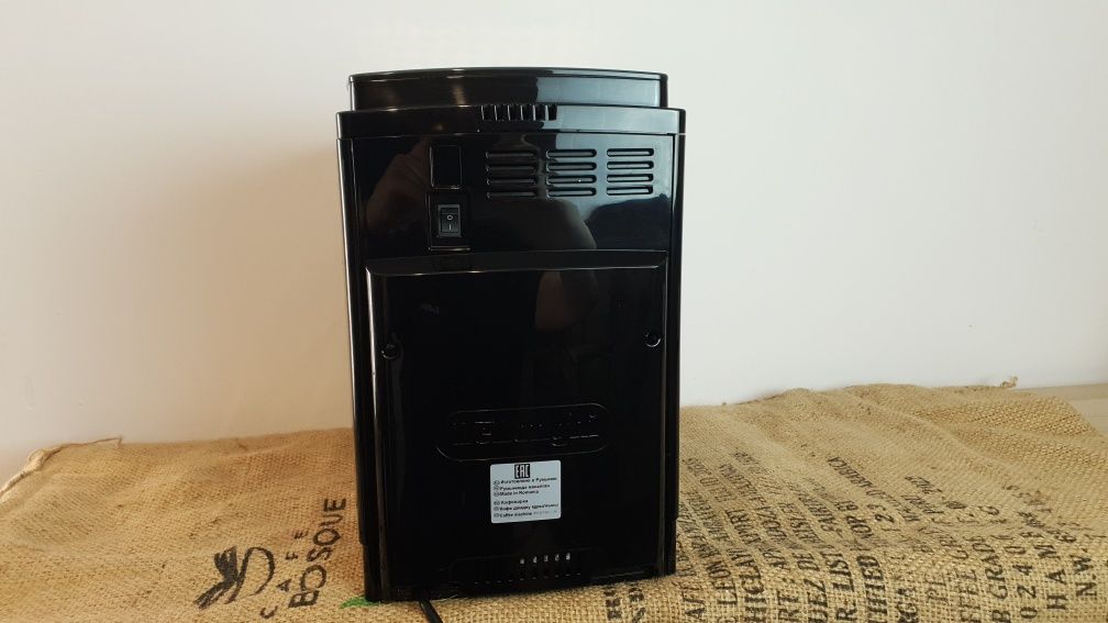 DeLonghi Magnifica S ECAM 22.110.B Automat Młynek