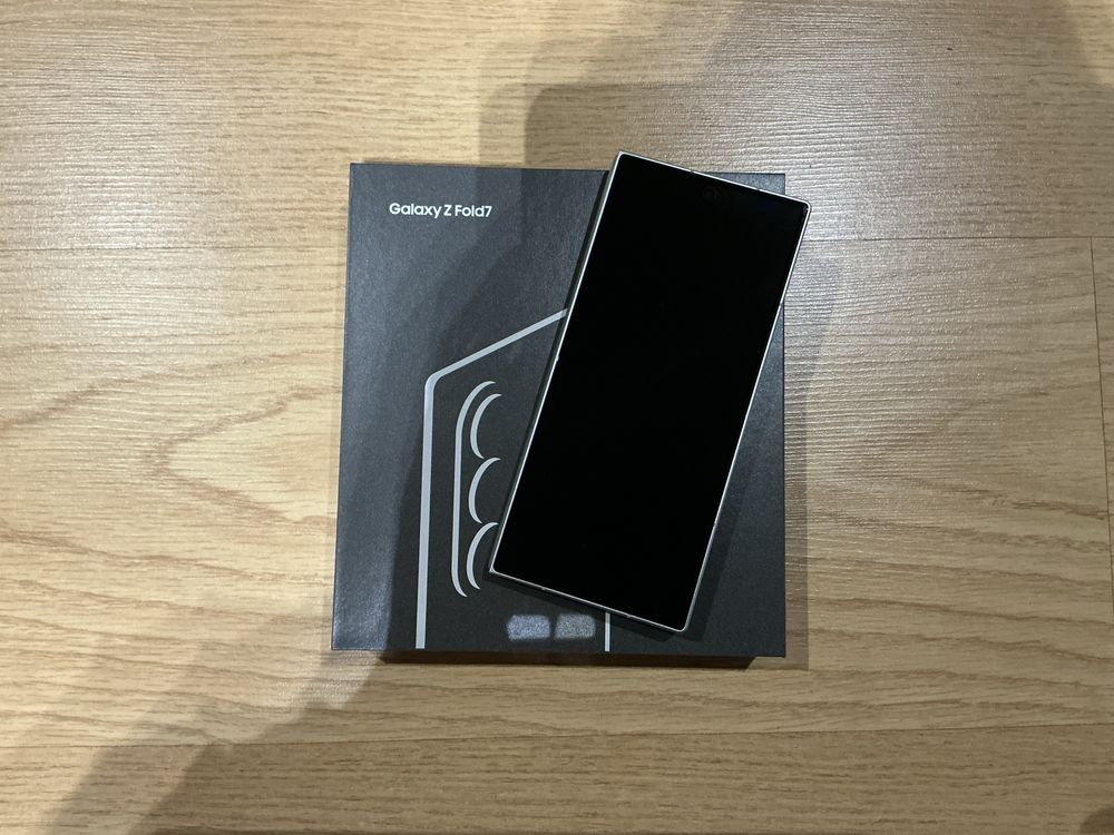 Samsung Galaxy Fold 7  512Gb cor  Mint igual a novo com fatura .