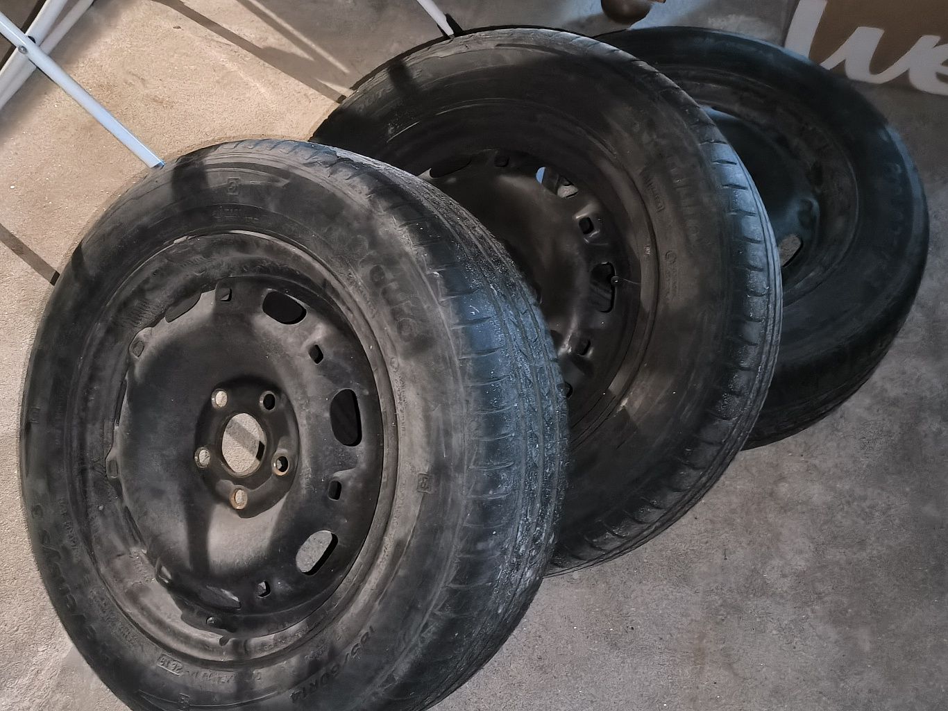 Jantes com pneus 185/60 R14