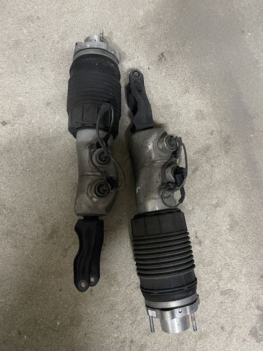 amortyzator przod prawy lewy porsche panamera 971 bentley gt igla