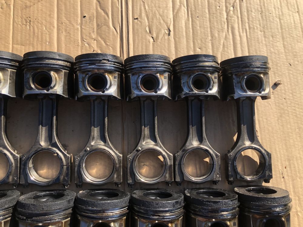 tłok z korbą korbowód n57d30a n57d30b mahle bmw f01 f07 f10 f15 f25