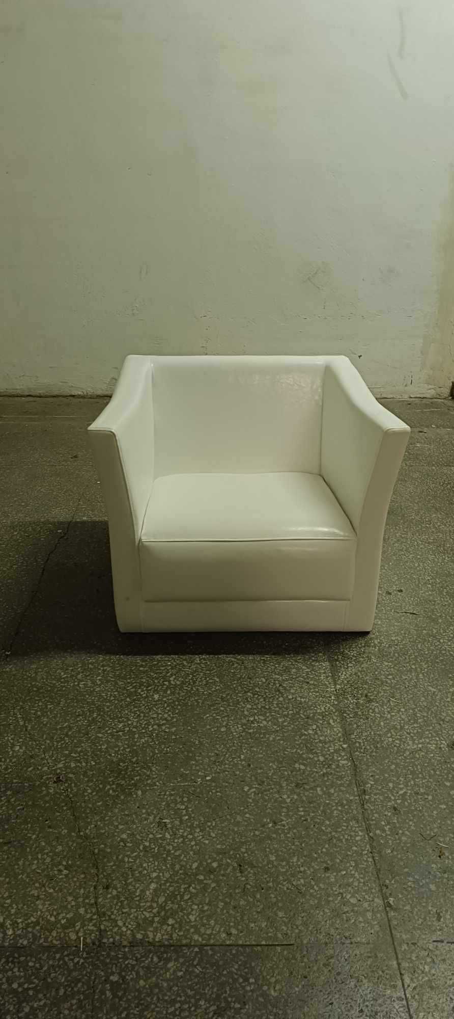 Białe fotele (5szt)