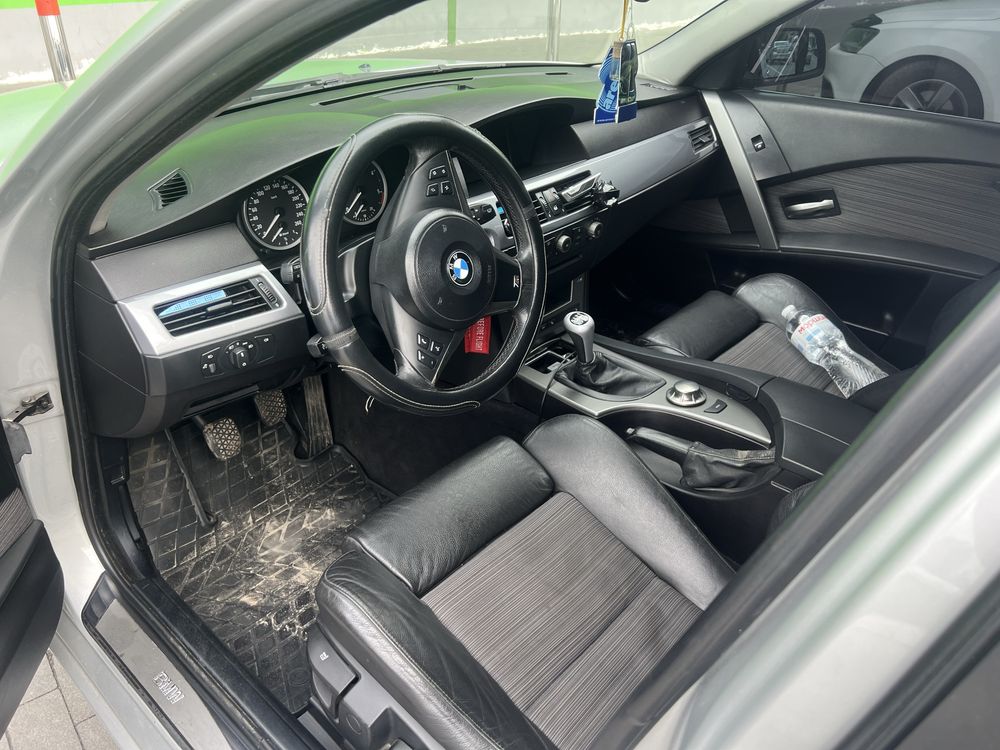 BMW 2.5 D E61  продам