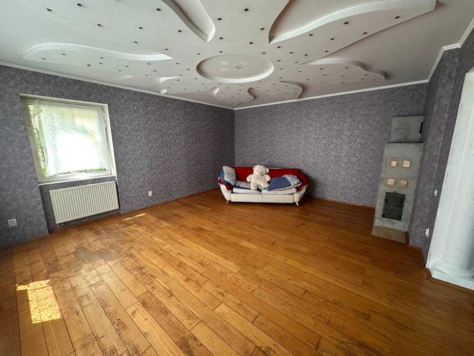 Продається 1/4 частина будинку, 266 м², біля Озерянки