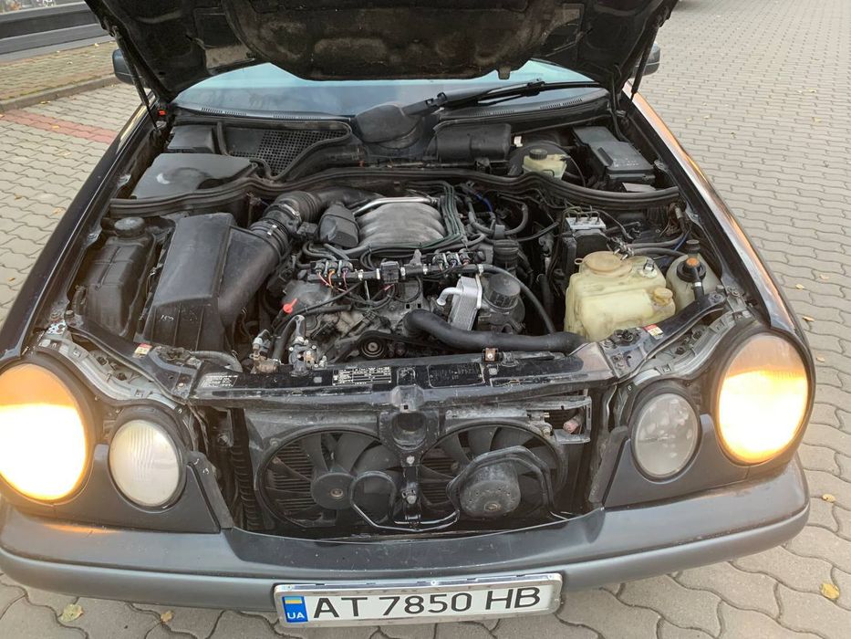 Мерс 210 універсал