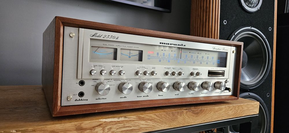 Amplituner Marantz 2330 B