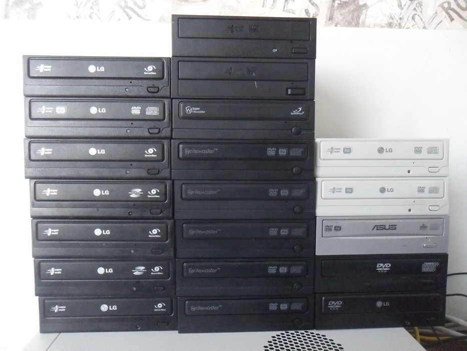 dvd привод  рабочие проверенные цена за 1 шт