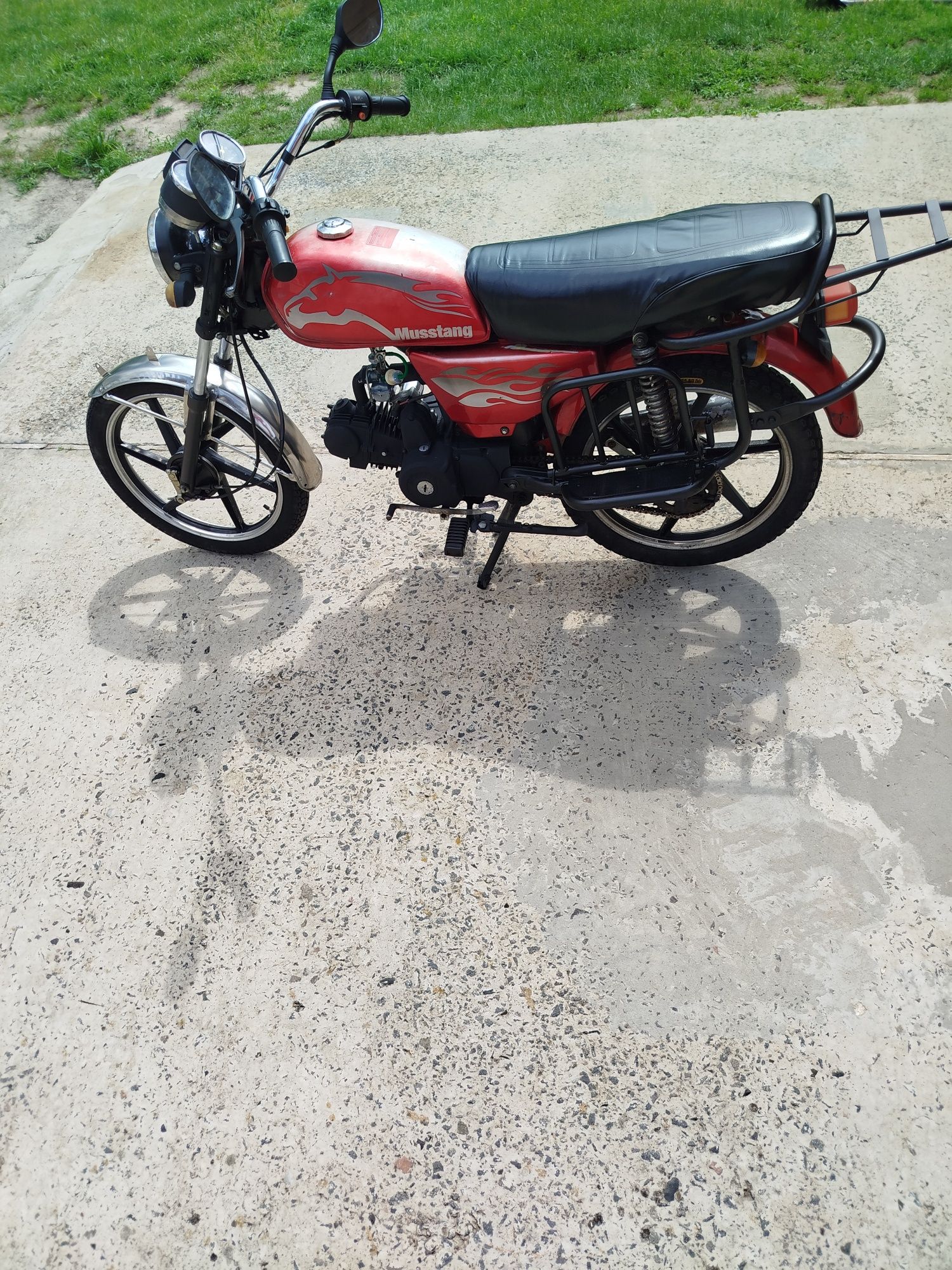 Продам мопед мустанг альфа