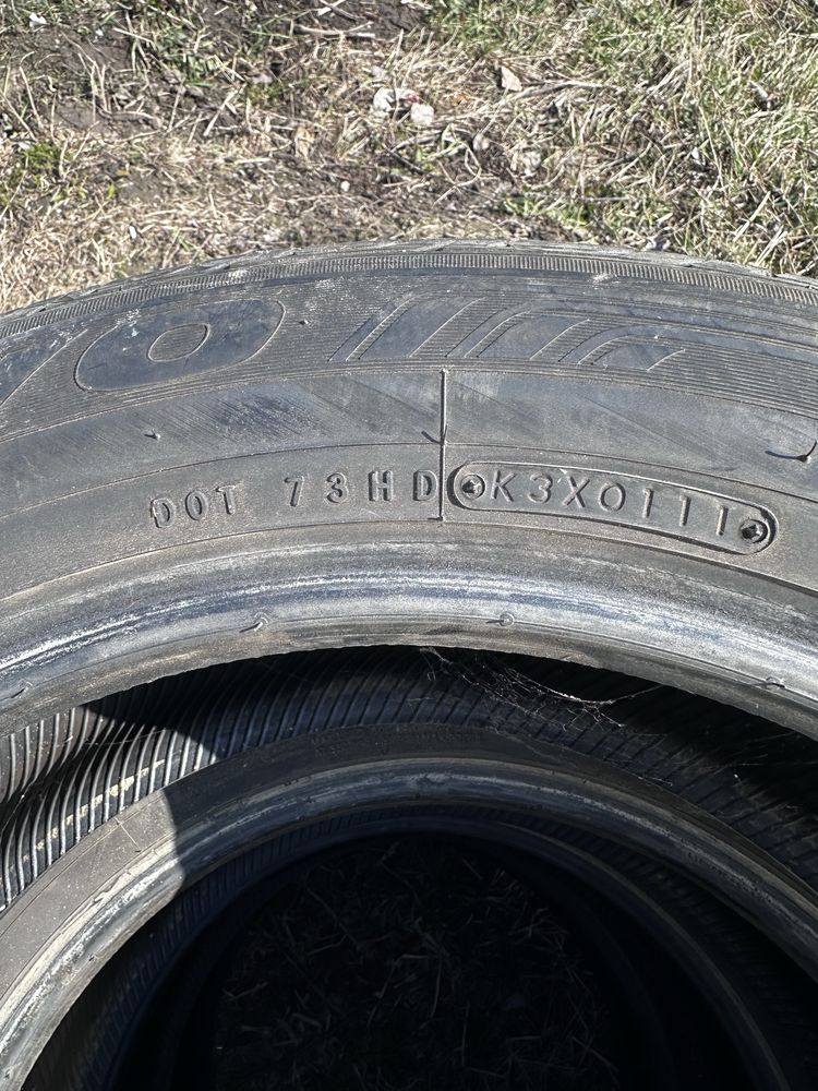 Комплект шин Versado 225/60 R18, чудовий стан, з Америки,без дефектів