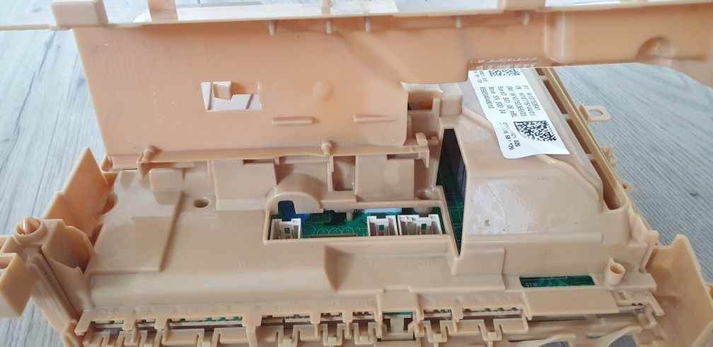 Moduł sterujący komputer pralki WHIRLPOOL zen 9kg