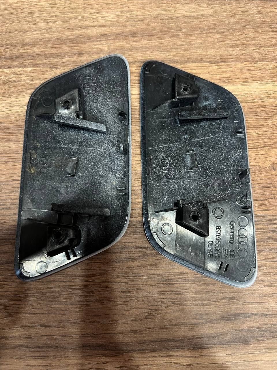 Заглушка омивача фар ліва,права Audi TT