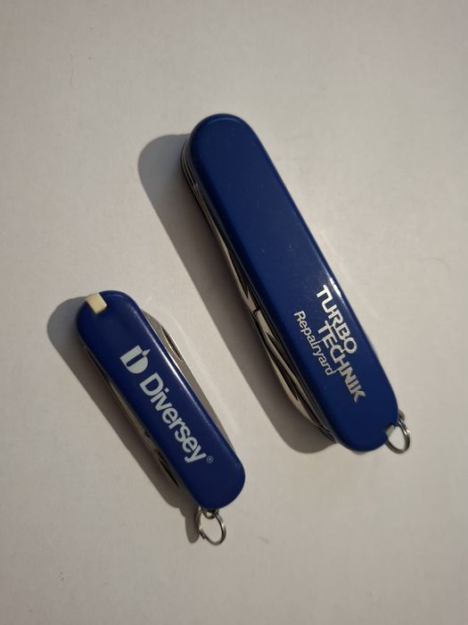 Victorinox Spartan та Classic SD (ціна за 2)