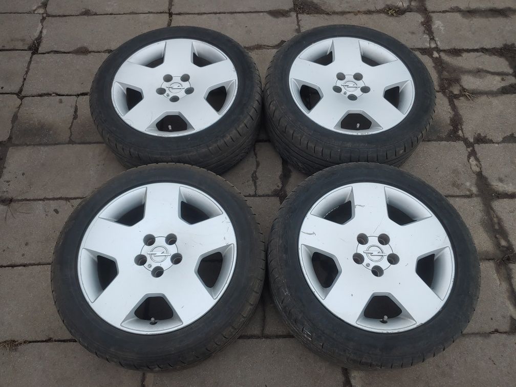 Продам комплект дисків з шинами opel