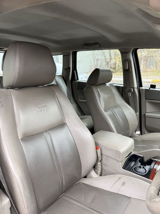 Grand Cherokke 3.0 дизель автомат 4*4 2007 год