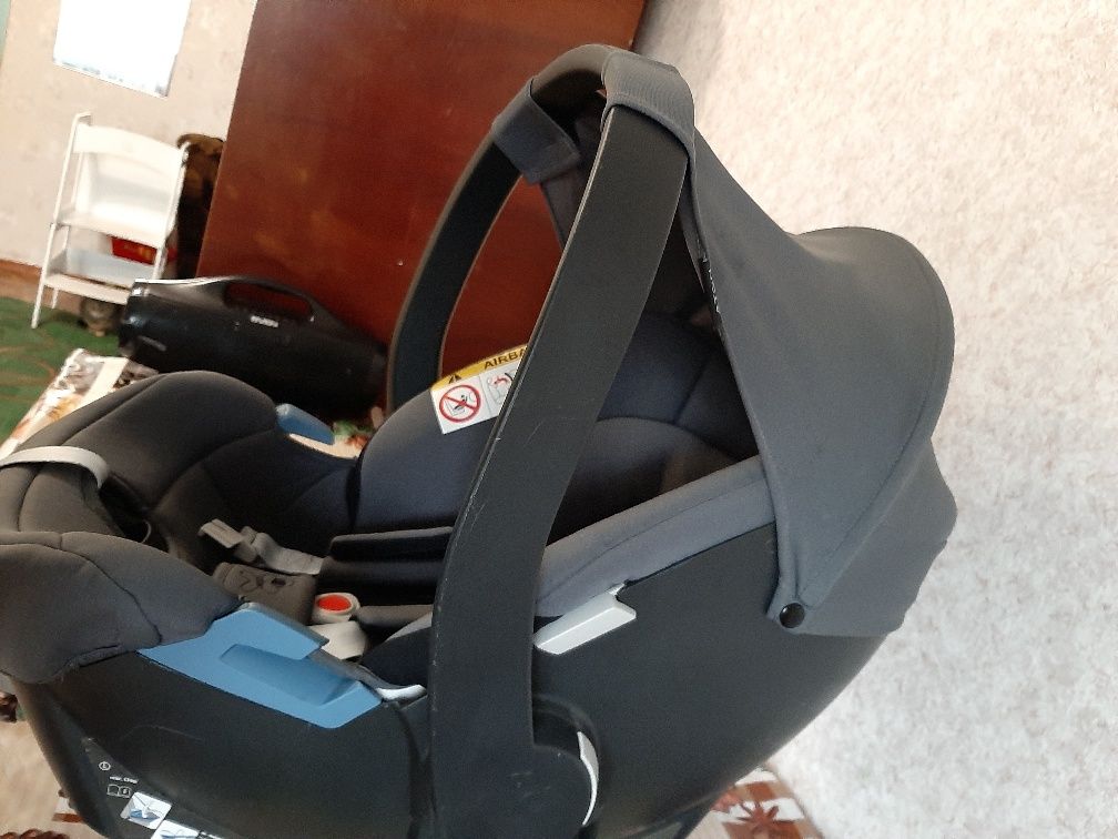 Автокрісло cybex