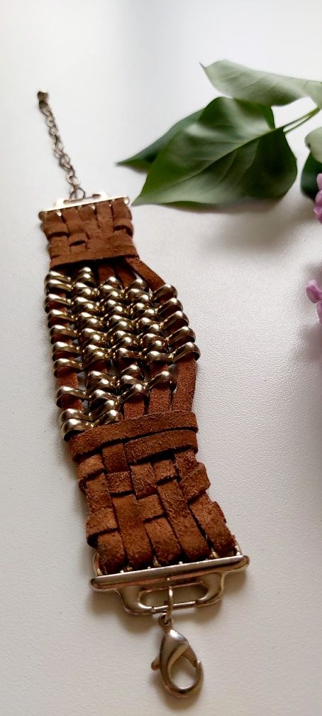 Bransoletka brązowa pleciona ze skóry z metalowymi kuleczkami - boho