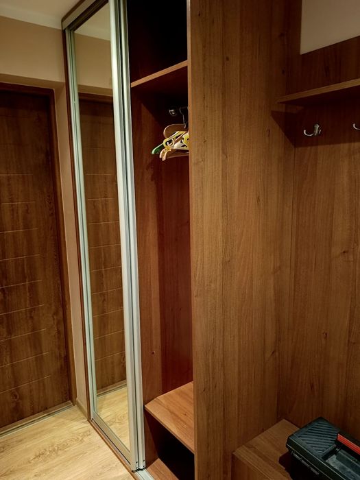 Szafa do przedpokoju