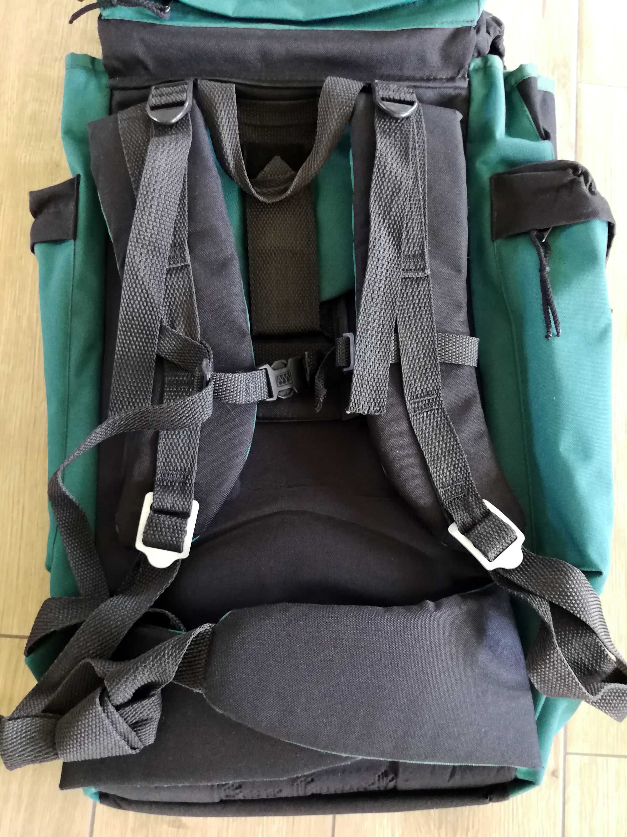 Plecak turystyczny 60L