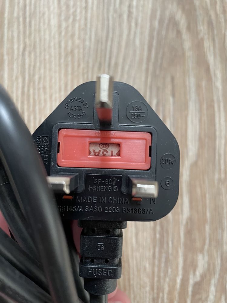 Kable zasilające wtyczka UK angielska 3 pin sieciowy 1,8 m 13A