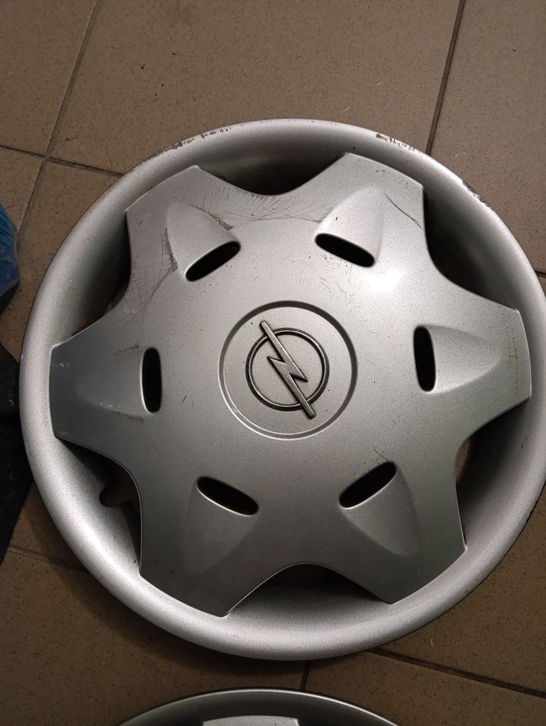 Kołpaki do Opla Vectra