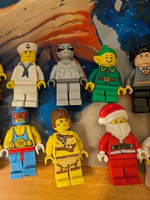 Figurki LEGO cmf uszkodzone różne
