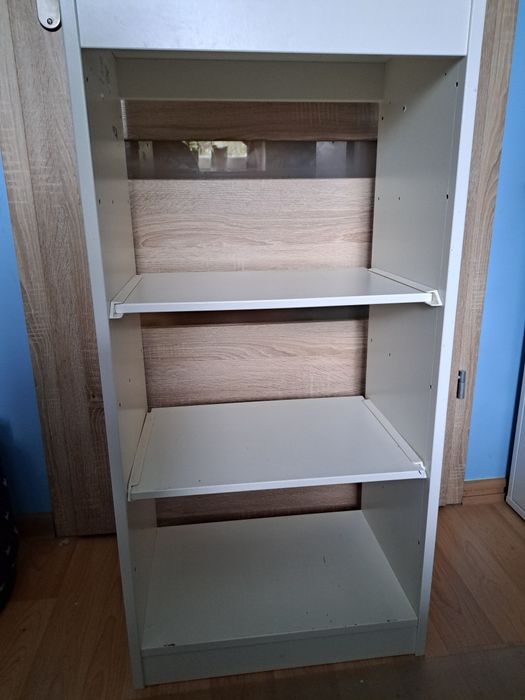 Regał Ikea TROFAST z półkami