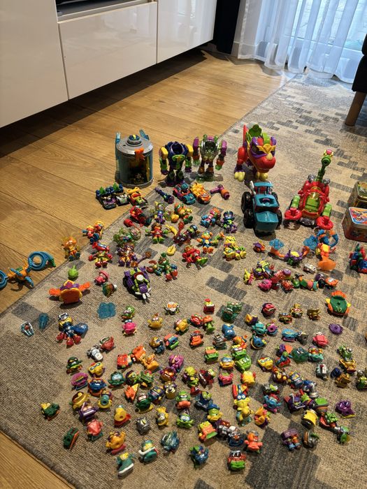 Giga Zestaw Super Things Zings | Mr. King, Dinozaur V-Rex, Secret Base