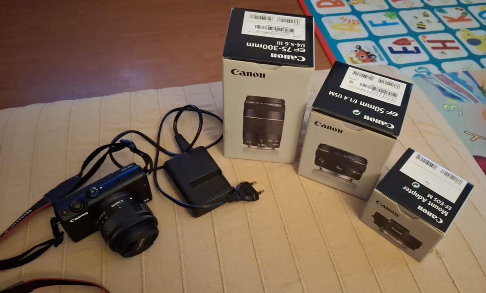 Vendo Máquina Fotográfica e extras