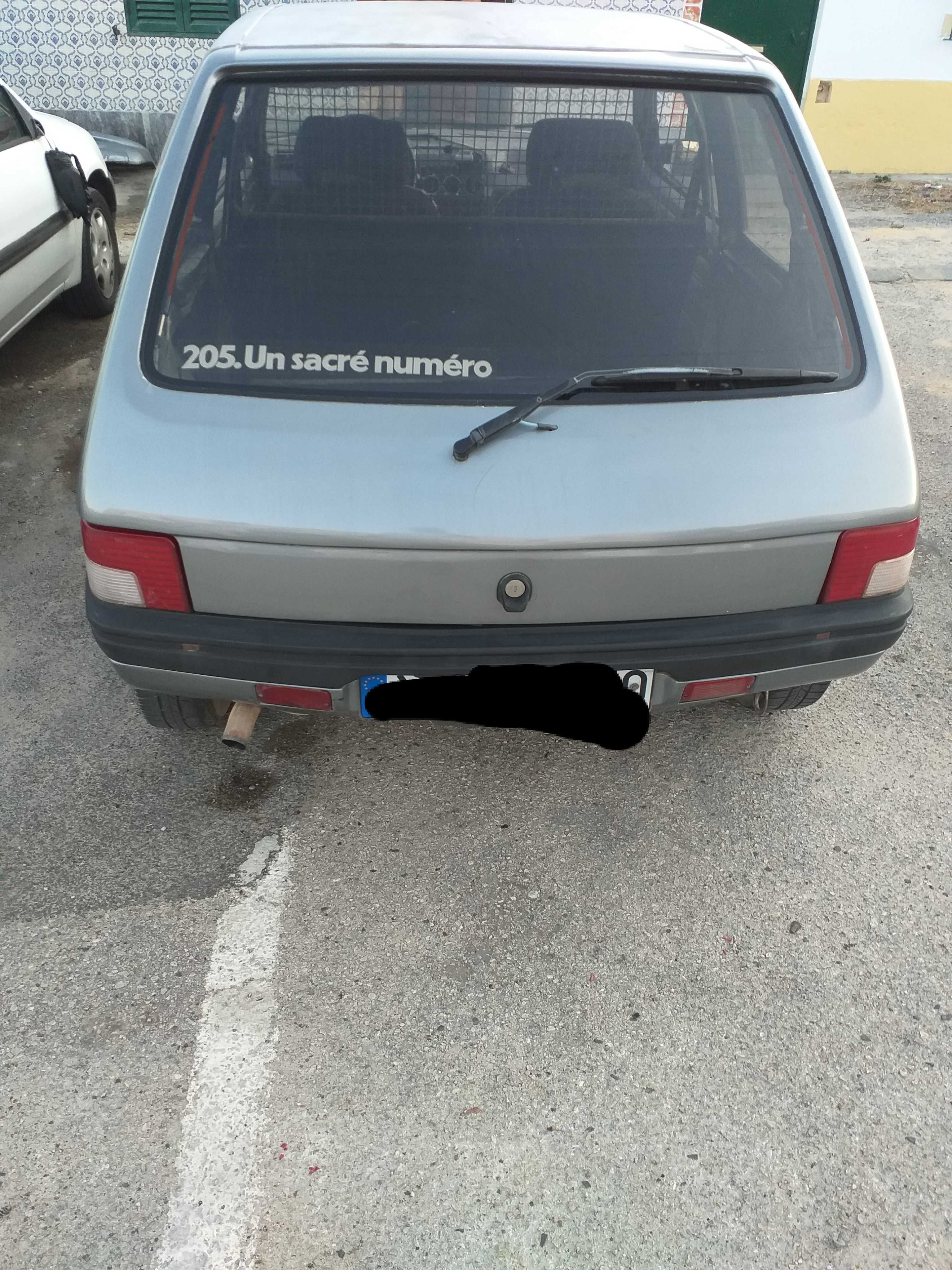 Peugeot 205 xad 1.8 comercial