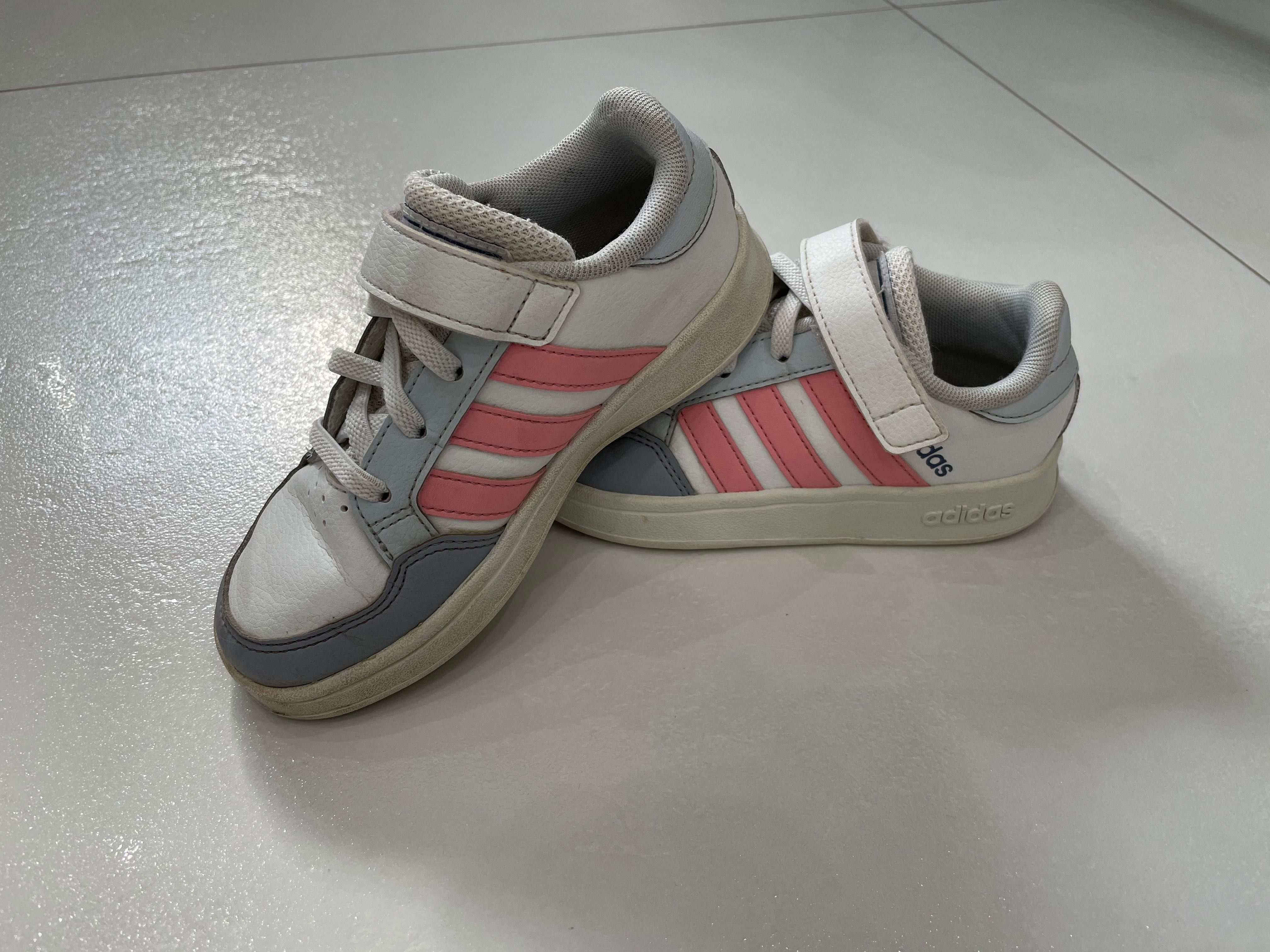 Buty Adidas sneakersy białe dziewczęce rozm. 28