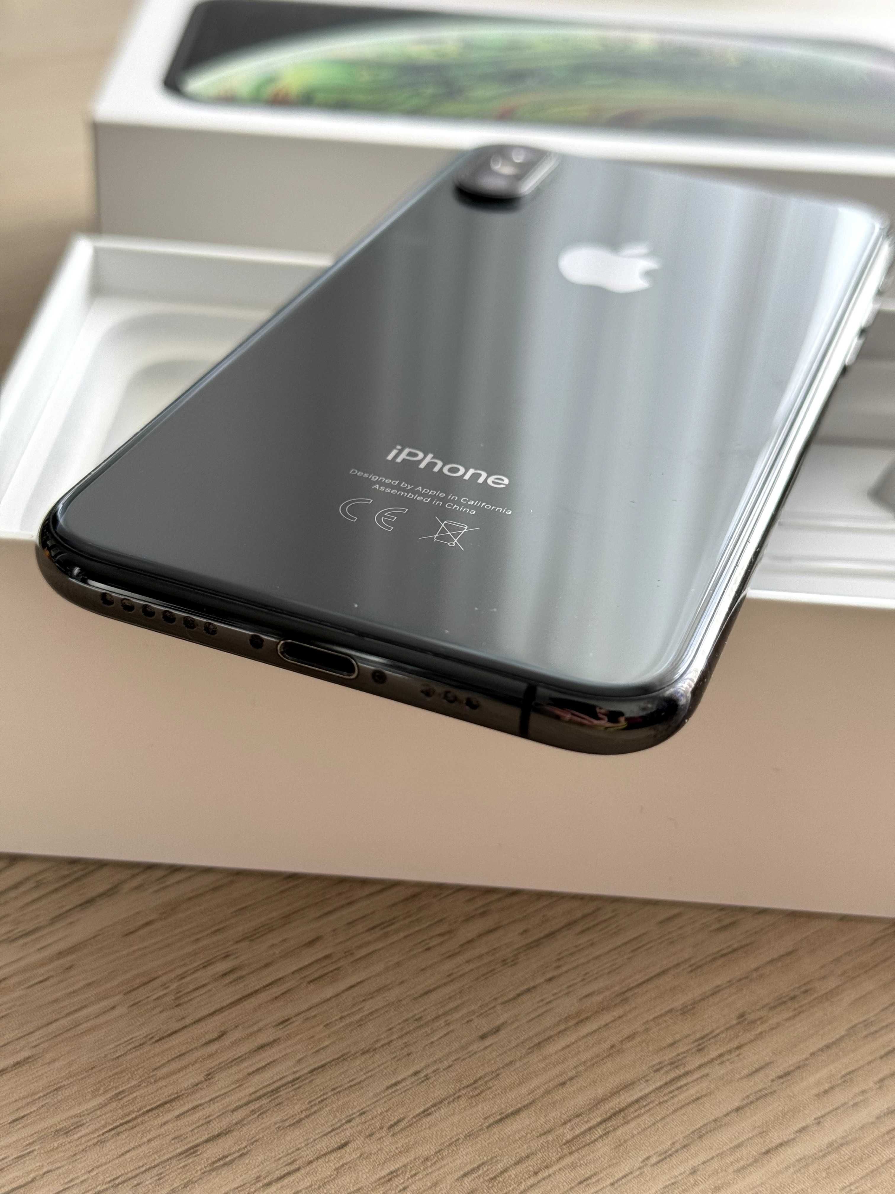 iPhone Xs Space Gray 64GB