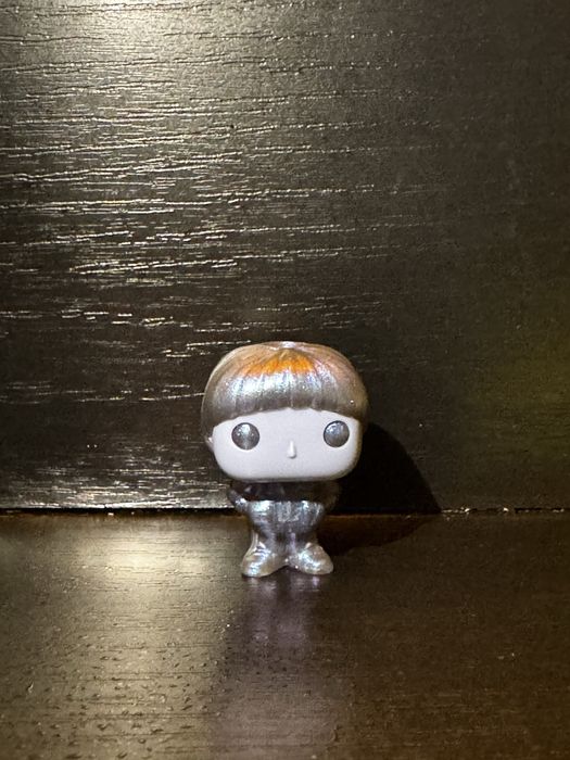 Фігурки kinder joy "stranger things" вілл та вілл з потойбіччя