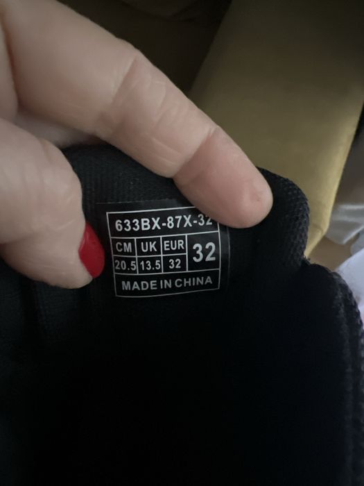 Черевики reserved