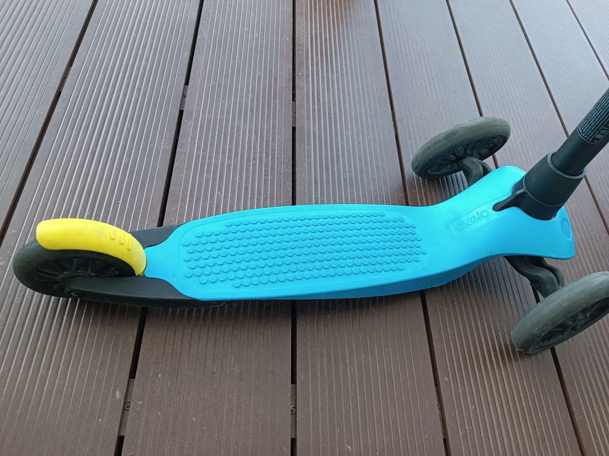 Hulajnoga trójkołowa decathlon