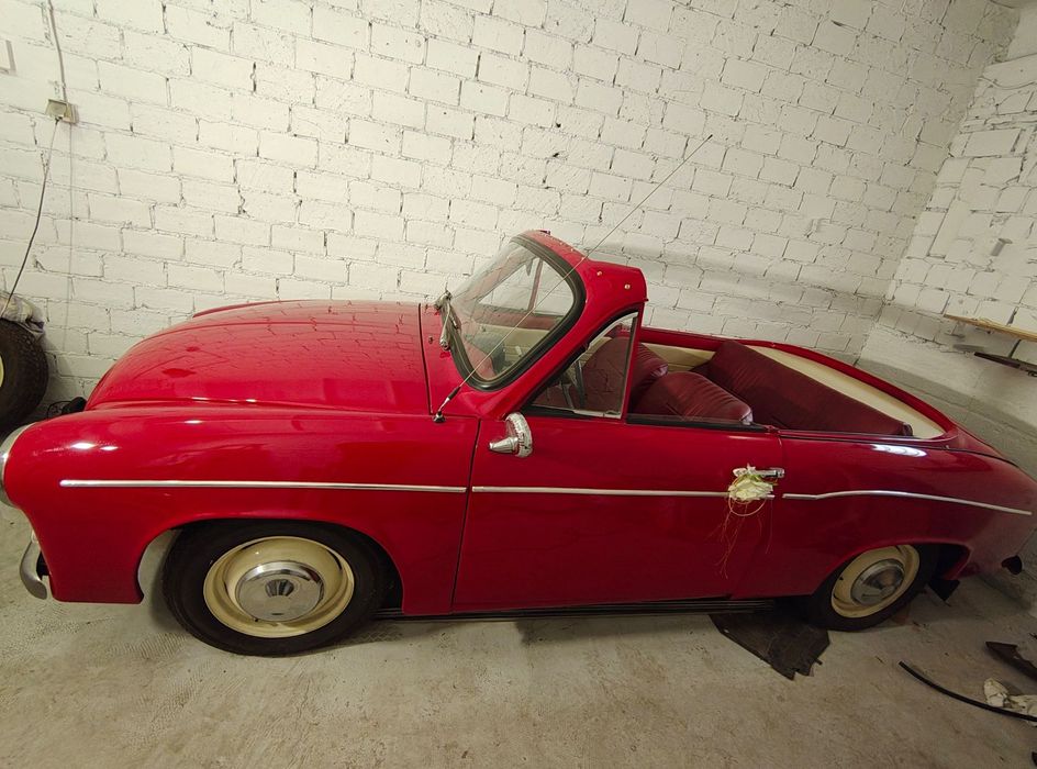 Syrena 105 **Syrena 105 Cabrio – 1979 – Unikat, odrestaurowana z pasją!**