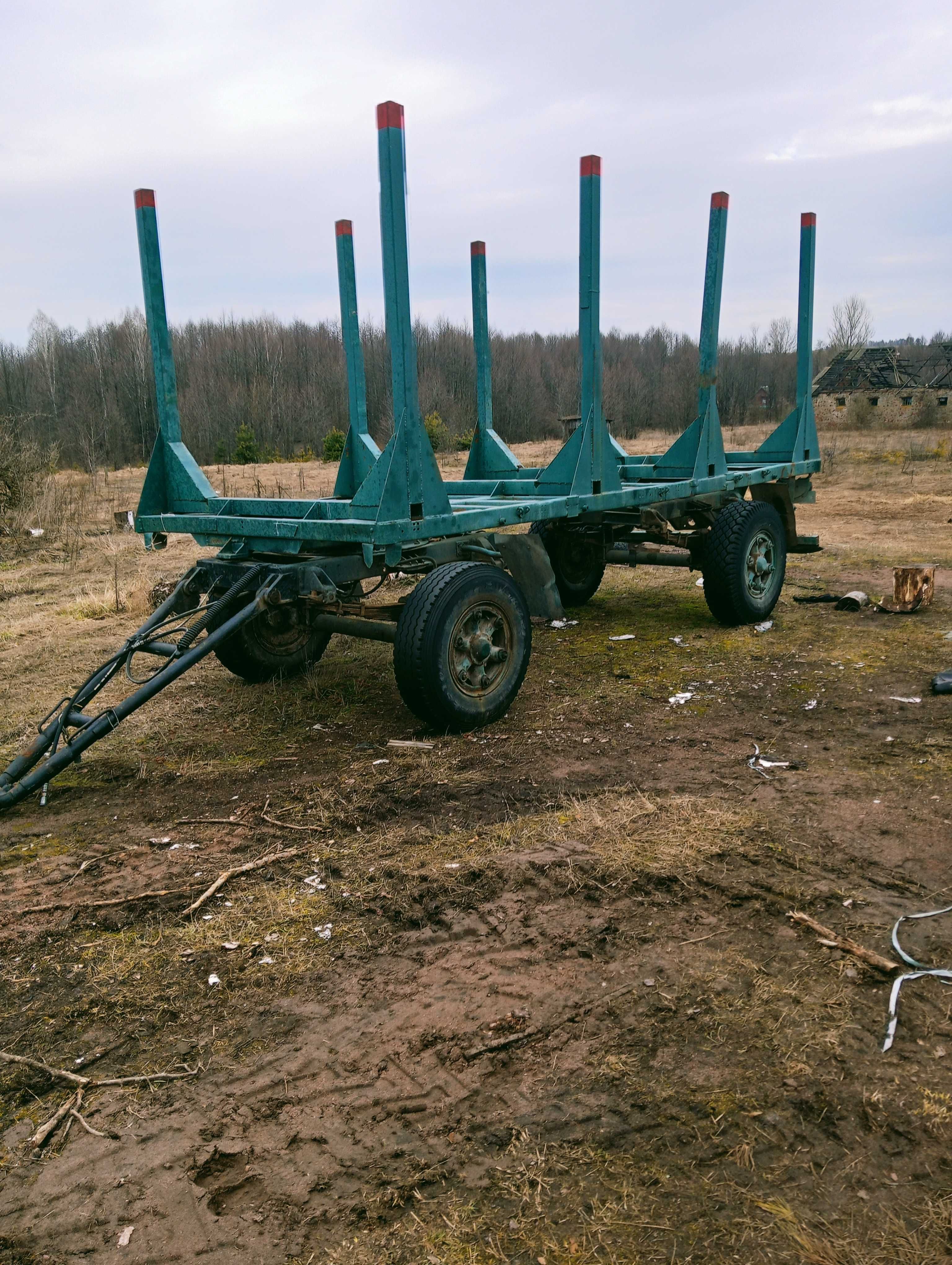 Прицеп МАЗ 8926 лісовоз