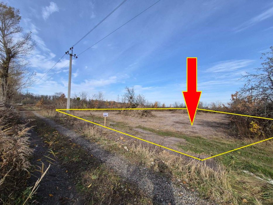 Продам ділянку 16,6 соток під забудову, вул. Мирославська. ВЛАСНИК